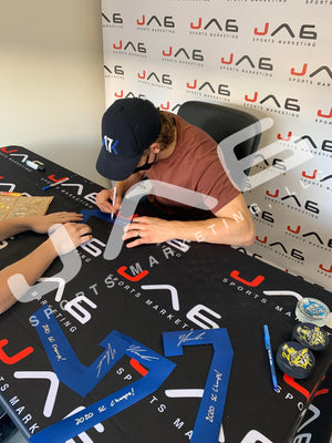 Yanni Gourde autographed signed inscribed jersey NHL Tampa Bay Lightning JSA COA