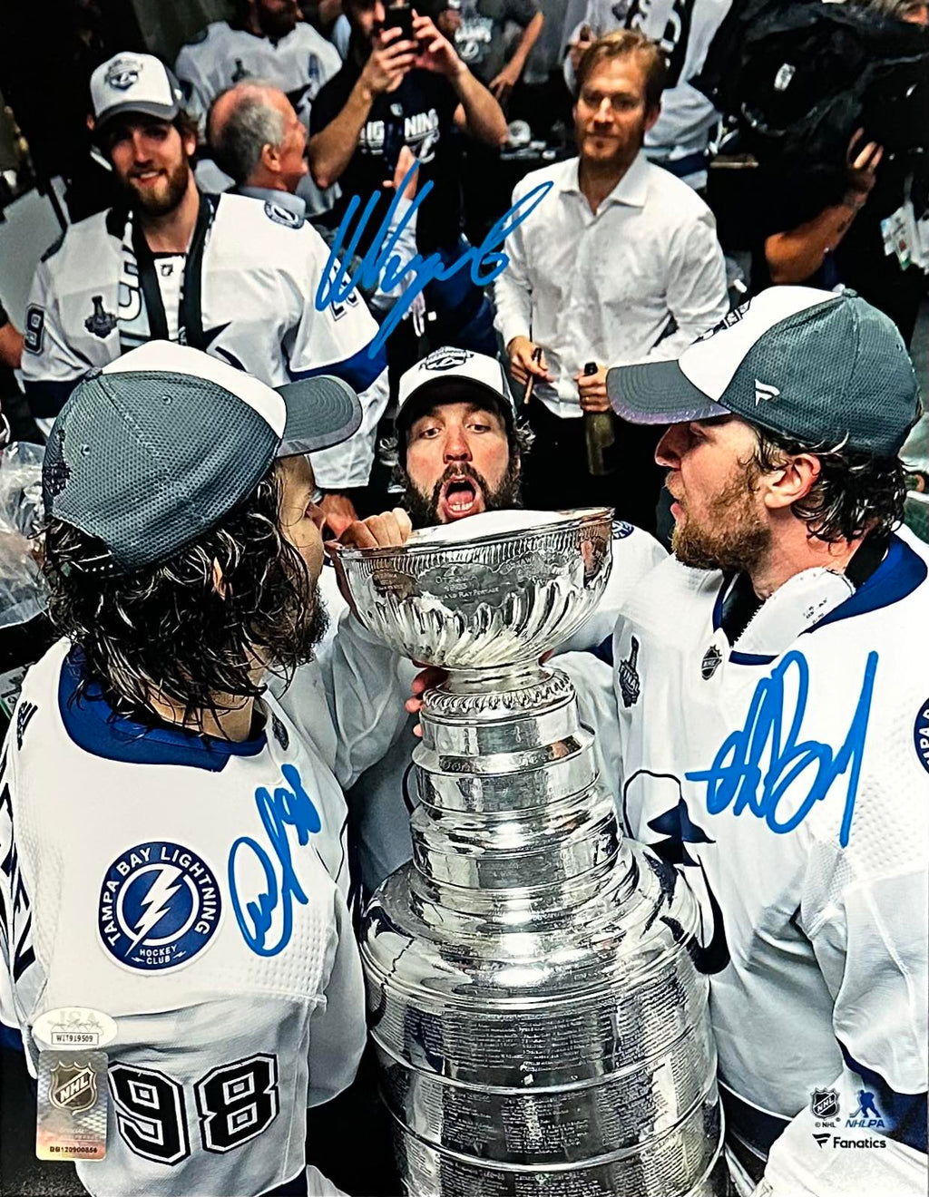 Team signed 11x14 photo Tampa Bay Lightning JSA Vasilevskiy Kucherov Segachev