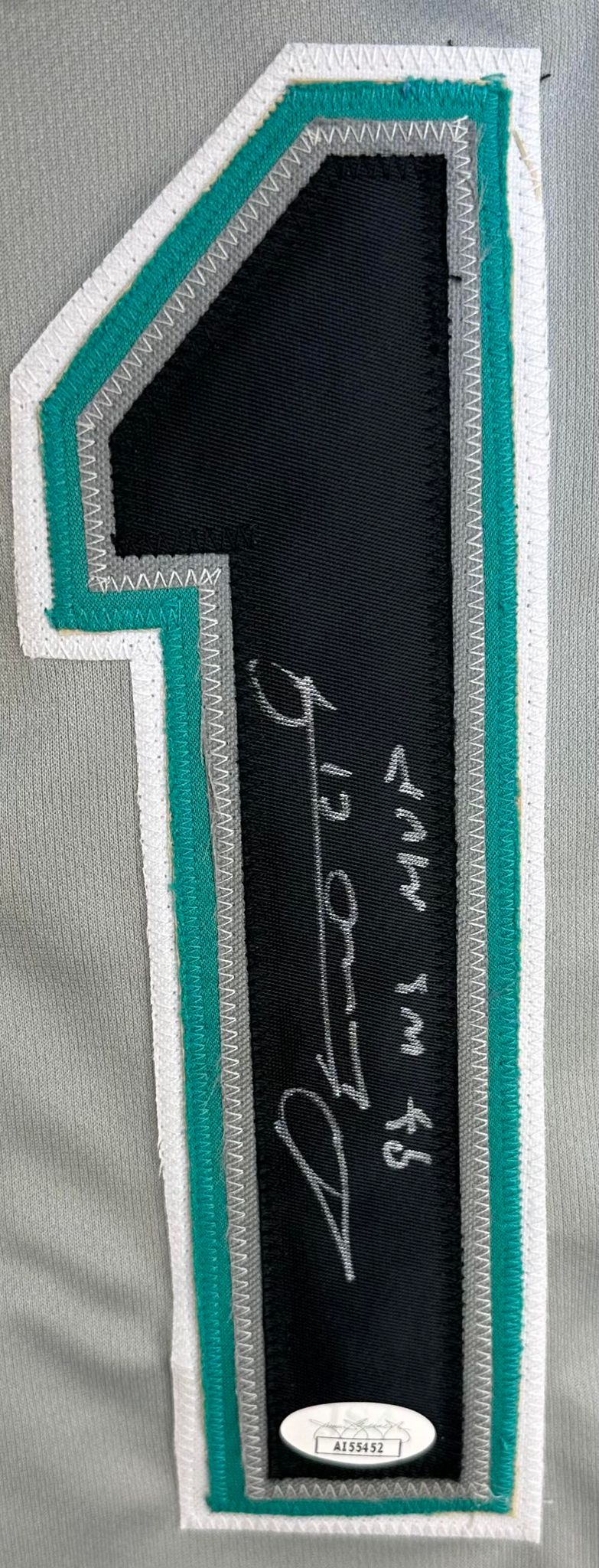 Livan Hernandez autographed signed inscribed jersey MLB Florida Marlins JSA COA
