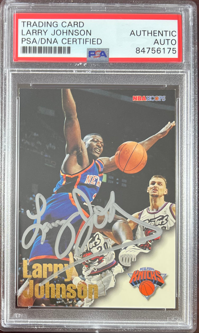 Larry Johnson auto 1997 NBA Hoops #227 card New York Knicks PSA Encapsulated