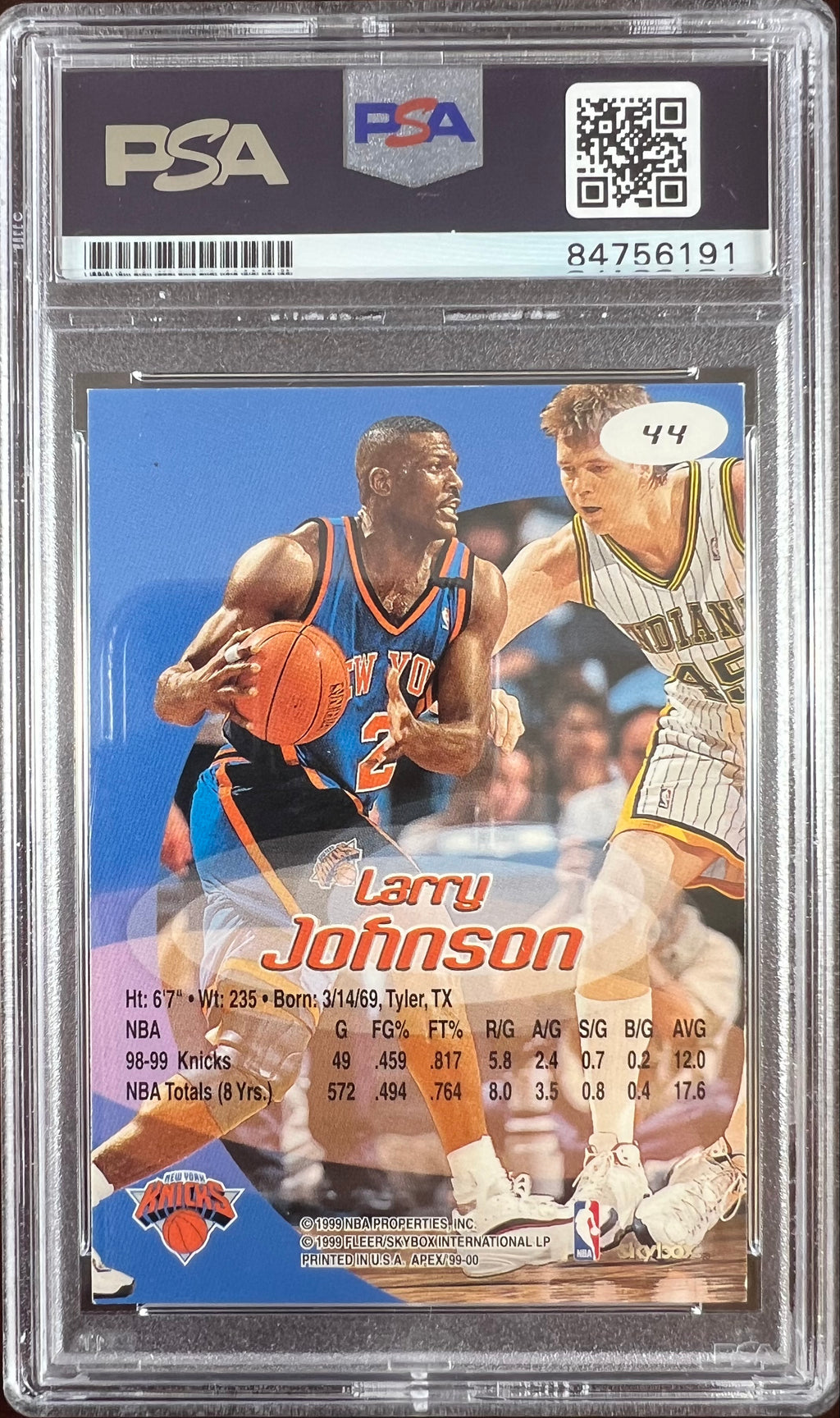 Larry Johnson auto signed 1999 SkyBox #44 card New York Knicks PSA Encapsulated