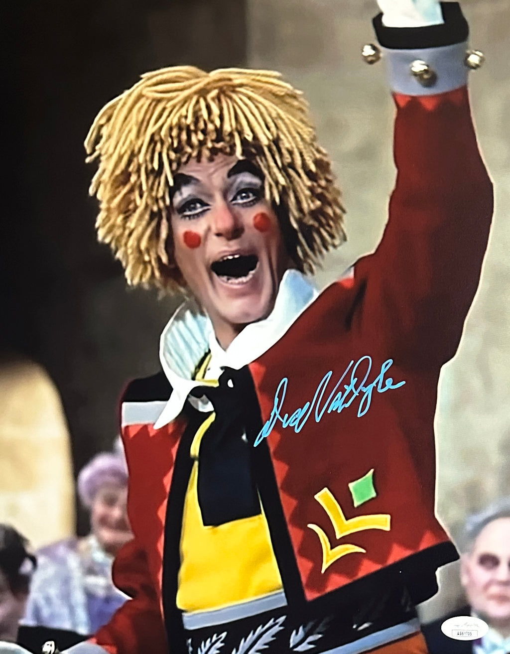 Dick Van Dyke autographed 11x14 photo JSA COA Chitty Chitty Bang Bang Caractacus