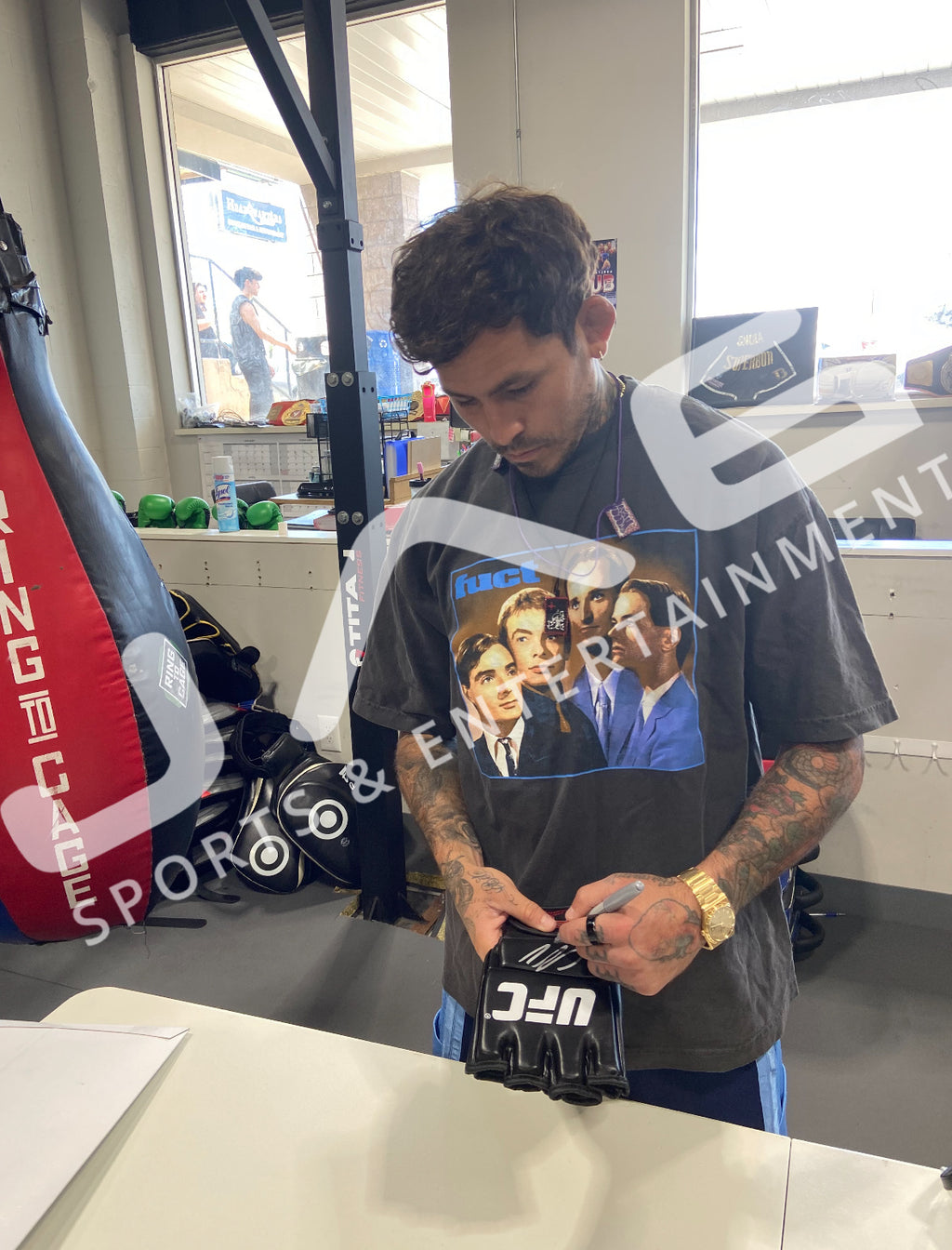 Marlon Chito Vera autographed signed glove UFC JSA COA