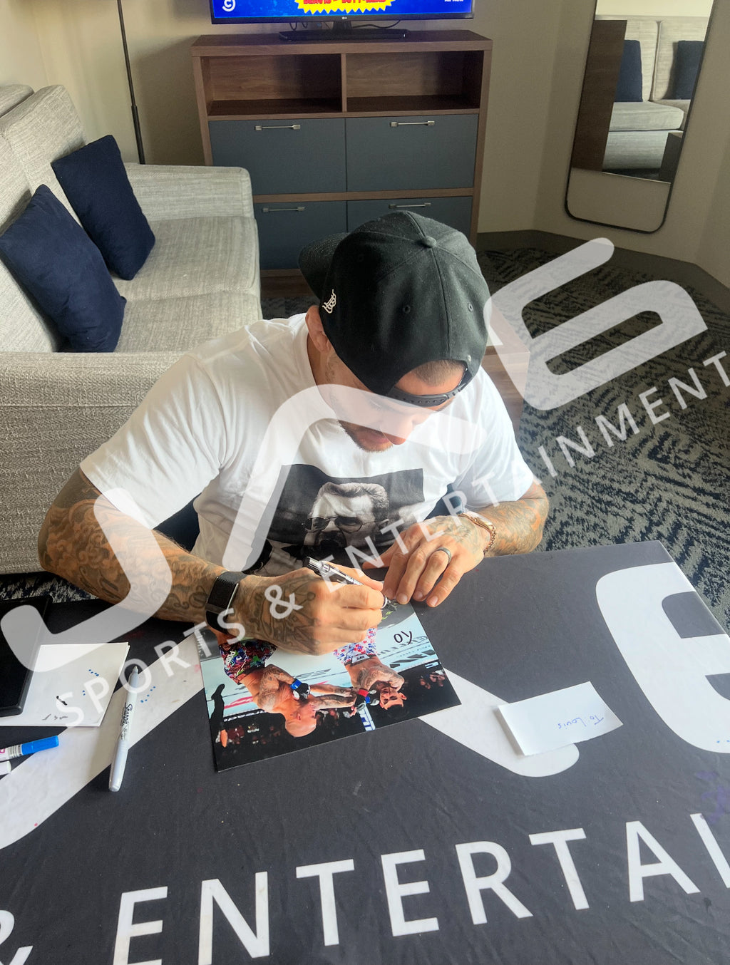 Dustin Poirier autographed signed inscribed 8x10 photo UFC JSA Max Holloway