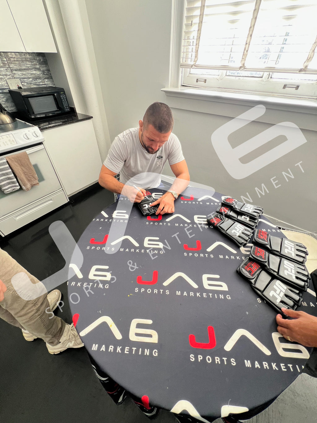 Mateusz Gamrot autographed signed glove UFC JSA COA Dan Hooker
