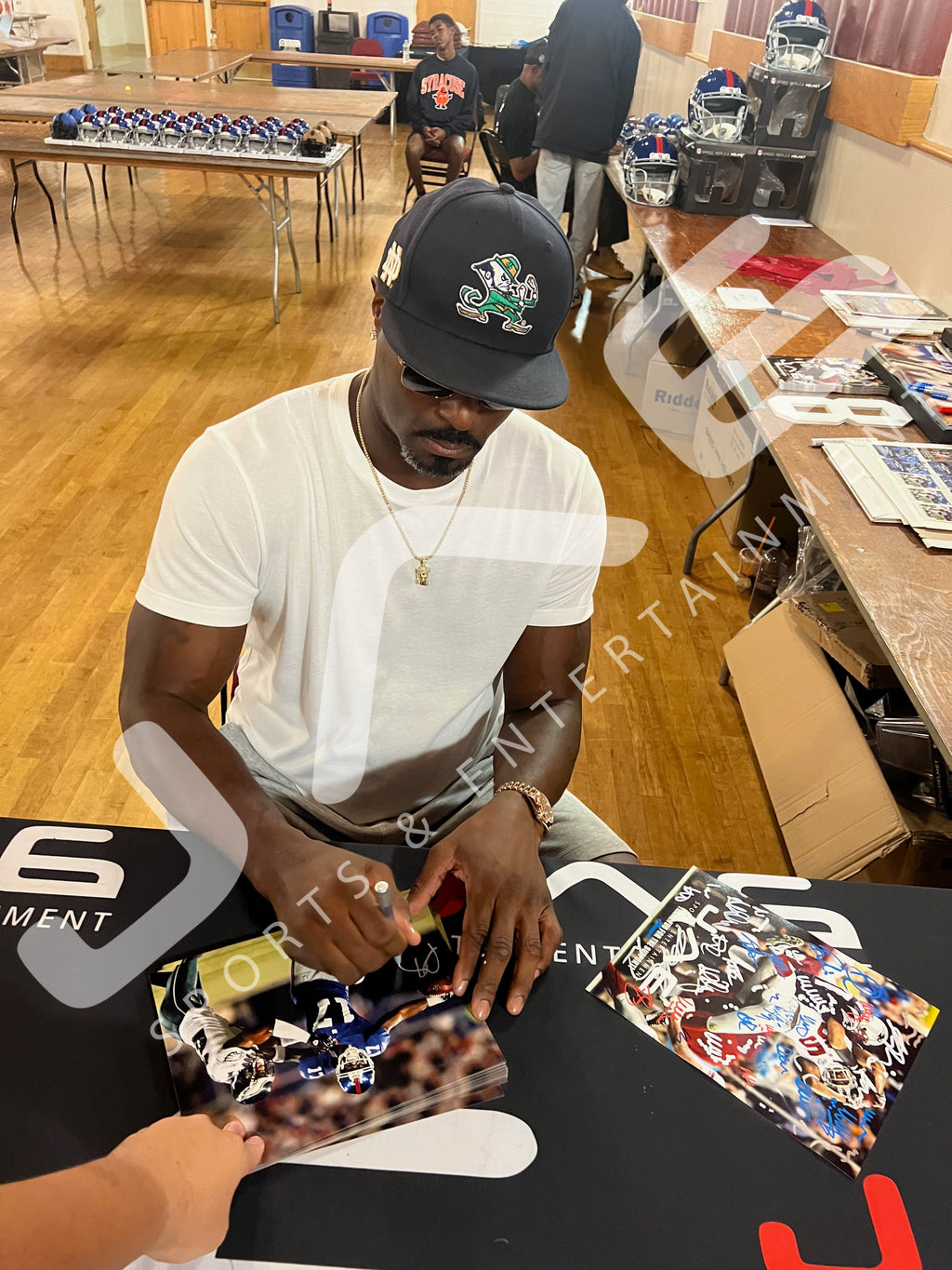 Plaxico Burress autographed signed 8x10 photo NFL New York Giants JSA COA
