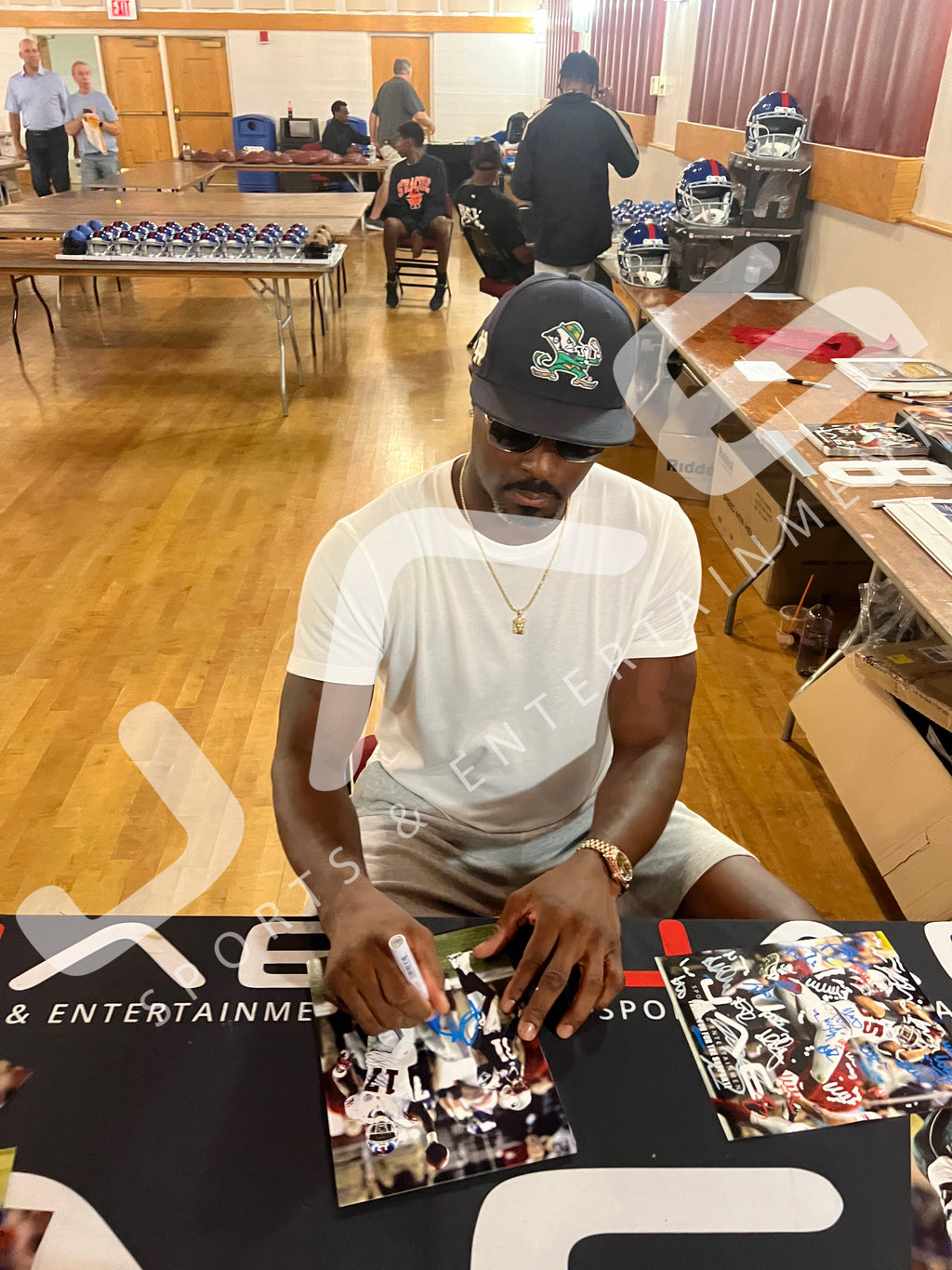 Plaxico Burress autographed signed 8x10 photo NFL New York Giants JSA COA