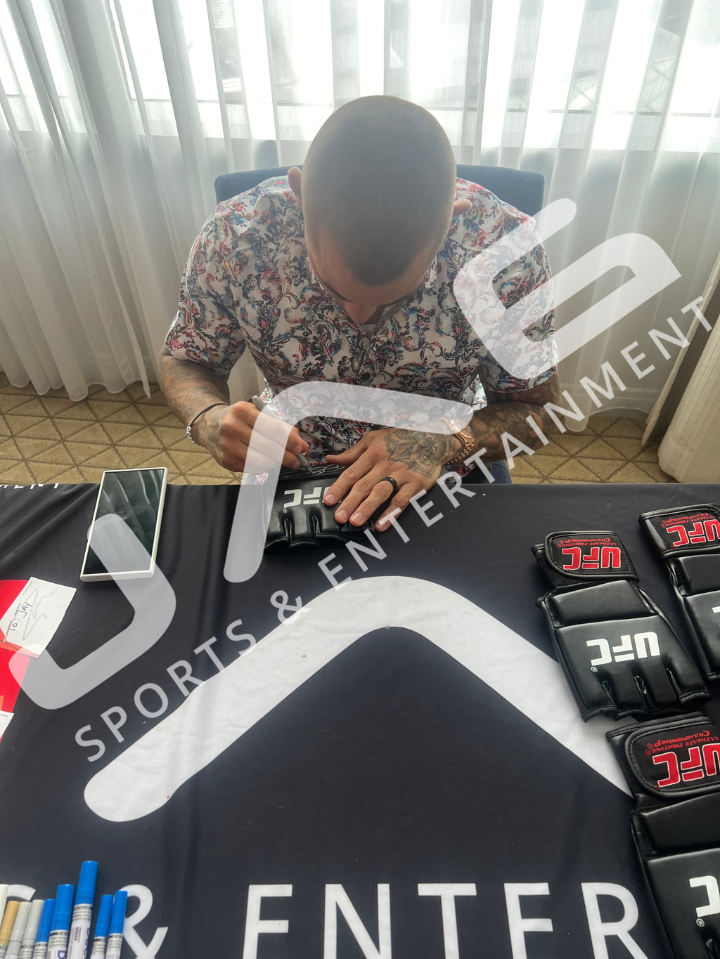 Dustin Poirier autographed signed inscribed glove UFC JSA COA The Diamond