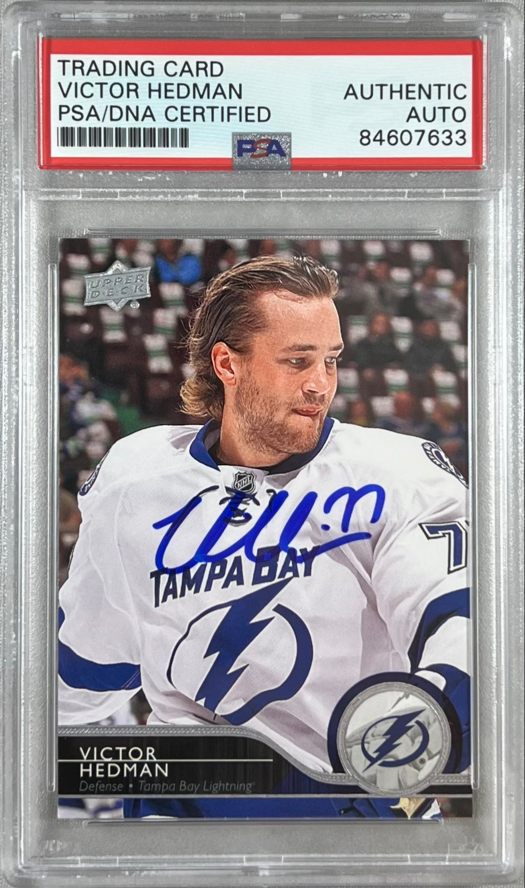 Victor Hedman auto 2014-15 Upper Deck #421 card Lightning PSA Encapsulated