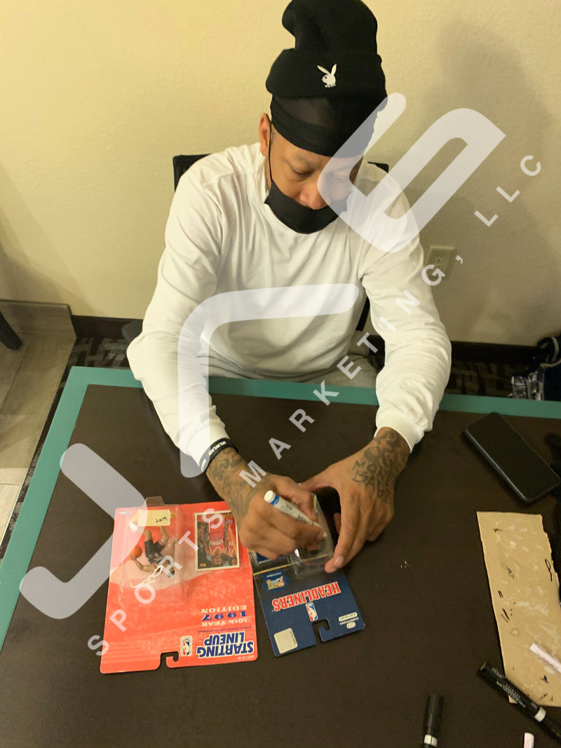 Allen Iverson auto signed RC 1997 Gold NBA Hoops Philadelphia 76ers PSA Encap