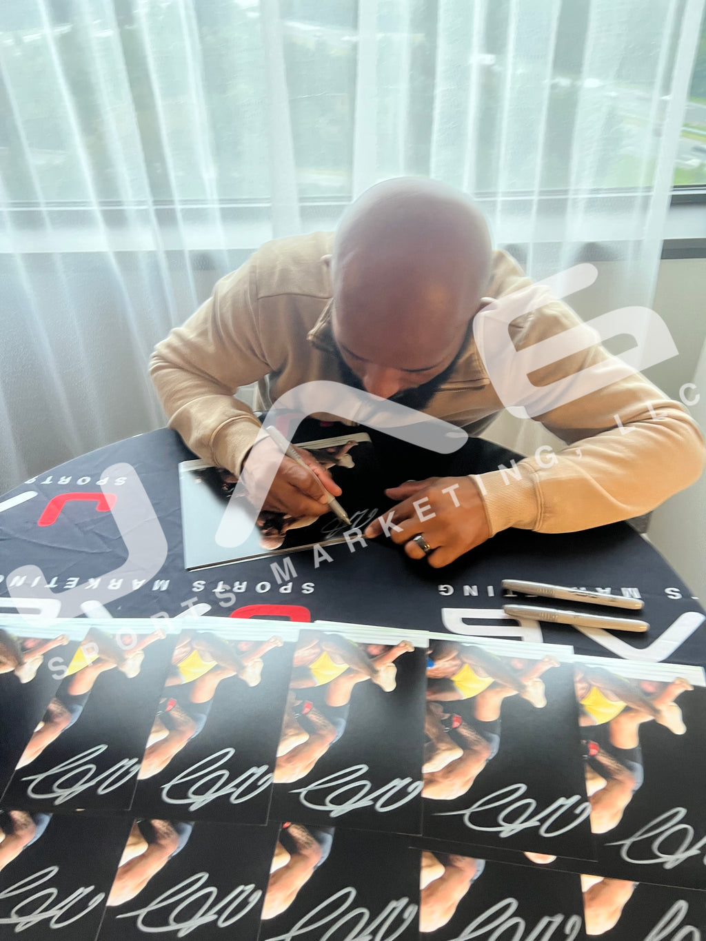 Demetrious Johnson autographed signed 8x10 photo UFC JSA Witness Mighty Mouse