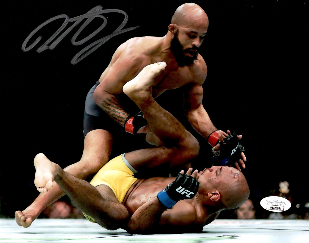 Demetrious Johnson autographed signed 8x10 photo UFC JSA Witness Mighty Mouse